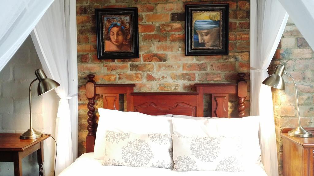 Hornbill House Self Catering Accommodation Hermanus Bilik gambar