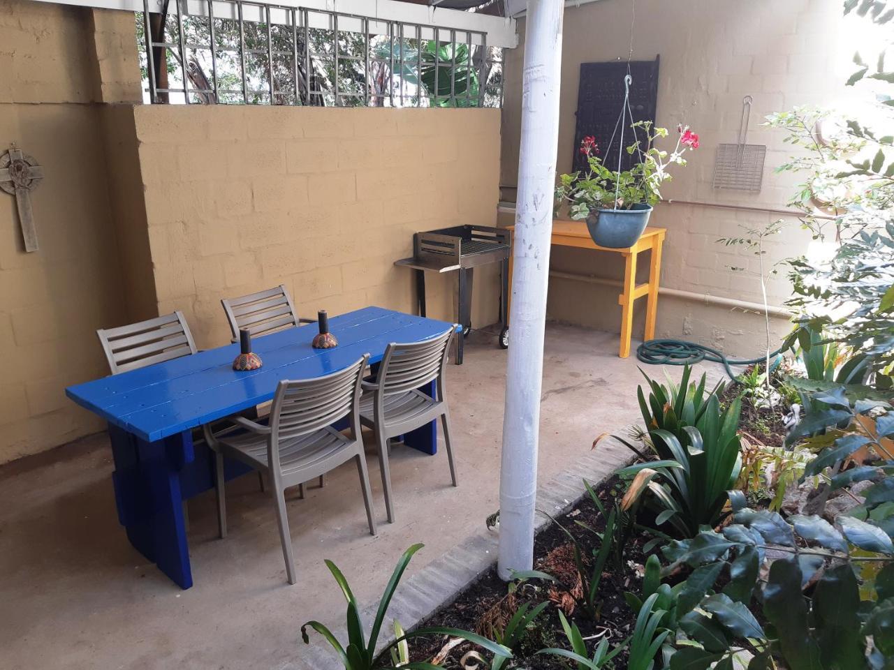 Hornbill House Self Catering Accommodation Hermanus Luaran gambar